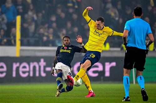 แซงต์-จิลัวส์ vs เฟเนร์บาห์เช่