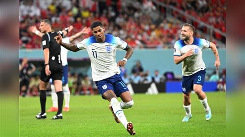 อันห์ พบ มาซิโดเนียเหนือ