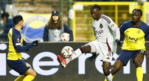 ผลงานที่ผ่านมา เอสจีลีก vs อาแจ็กซ์