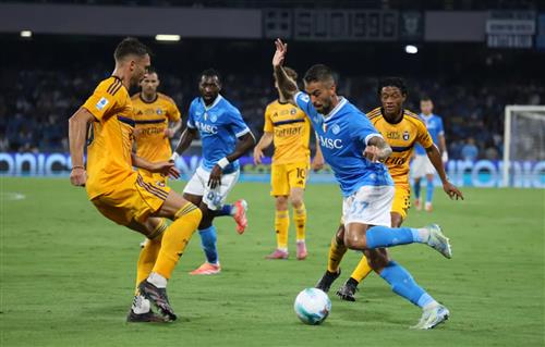 เนเปิลส์ พบ ปิซ่า