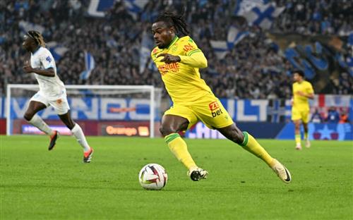 มาร์กเซย พบ น็องต์