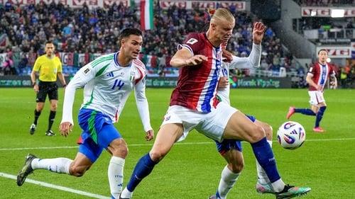 เนวิลล์ vs อิตาลี