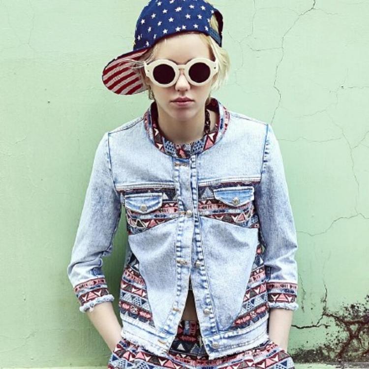 6686体育海外作者Mary