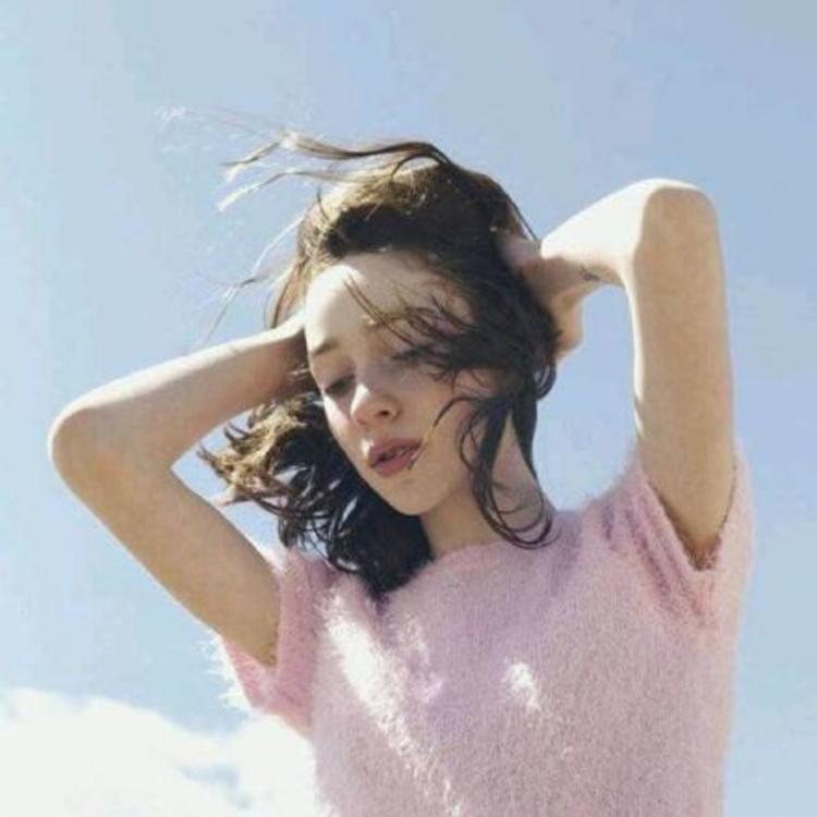 6686体育签约作者Elspeth