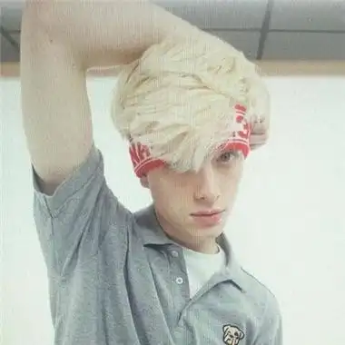 6686体育合作伙伴Ralph